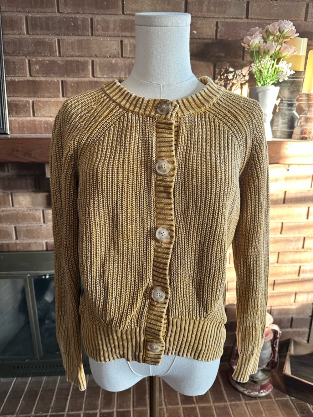 Faherty Mustard Gold Yellow Ribbed Knit Button Down Cardigan Sweater Small S
